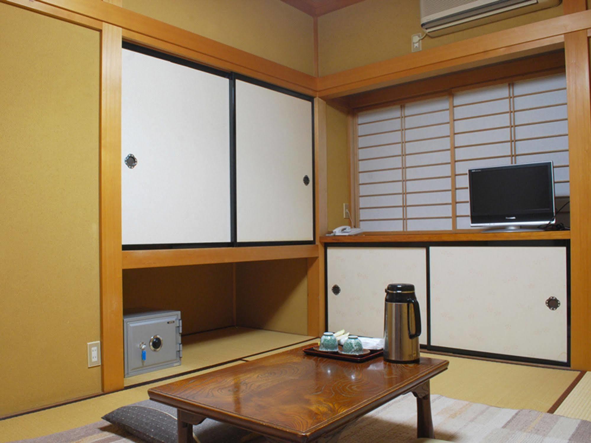 Shima Hotel Kaga  Buitenkant foto