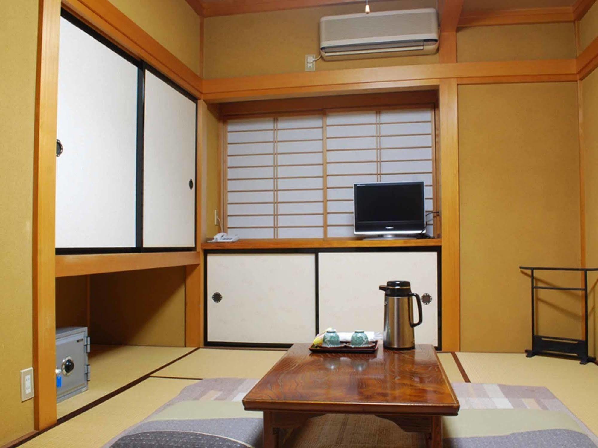 Shima Hotel Kaga  Buitenkant foto